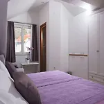 招待所 米尔佳米霍旅馆 3*