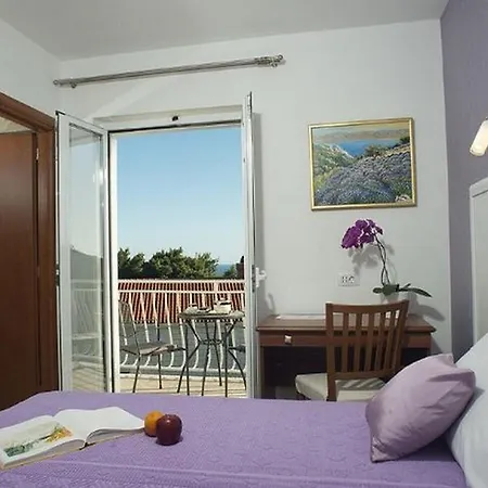 Apartments Milka & Miho Guest house