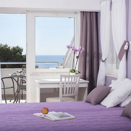 Apartments Milka & Miho 3*
