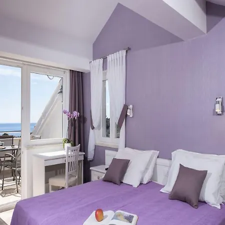 Milka & Miho 3* Ragusa